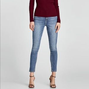 Zara Skinny - Mid Rise Jeans